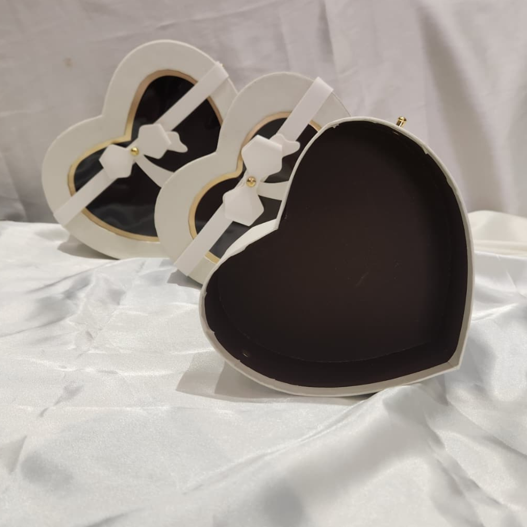 White Heart with Lid