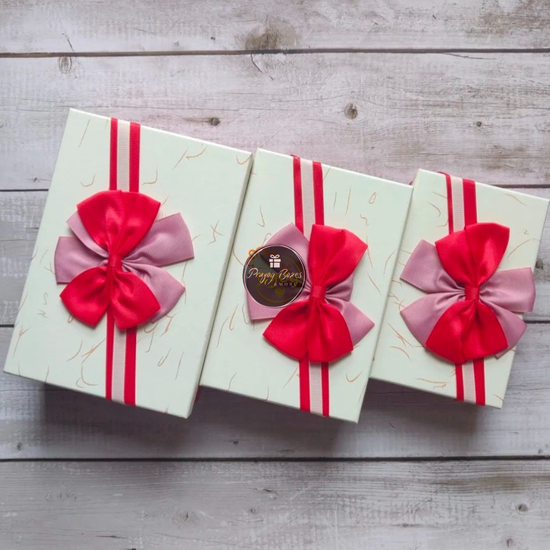Rectangle White Top Red Base Gift Box | Valentine's Gifts Hampers