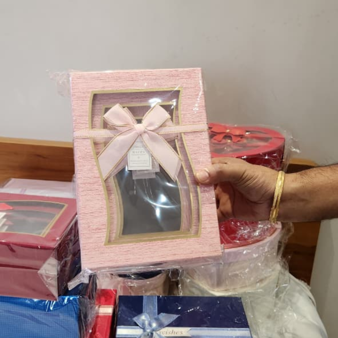 Rectangle pink with lid gift box | Gift Hamper