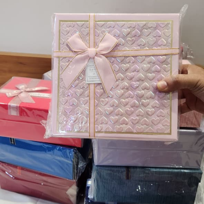 Square pink with hearts gift box | Gift Hamper