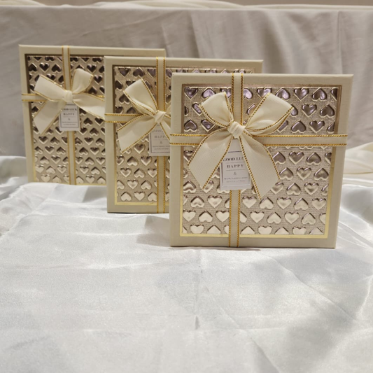 Square cream with golden heart gift box | Gift Hamper