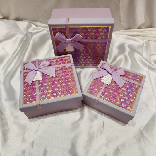 Square purple with hearts gift box | Gift Hamper
