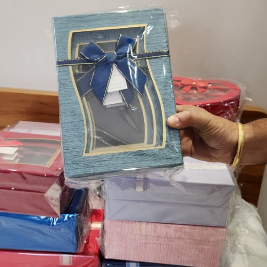 Rectangle grayish blue with lid gift box | Gift Hamper